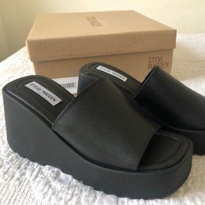 Steve Madden Pepe30 Black Leather Sandals Size 8